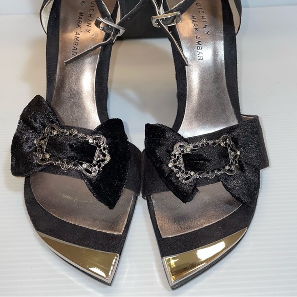 Luichiny Alice Chrome tip open toe Black Wedge w/ Black bows w/ Vintage buckles - Picture 4 of 15